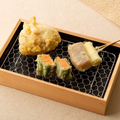 素材の味を大切にした絶品天ぷらをご用意 | せせらぎを聴きながら 西中洲店
